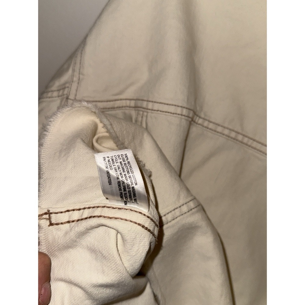 Wild Fable Cream Cropped Denim Trucker Jacket XL Raw Hem NWOT - Picture 9 of 11